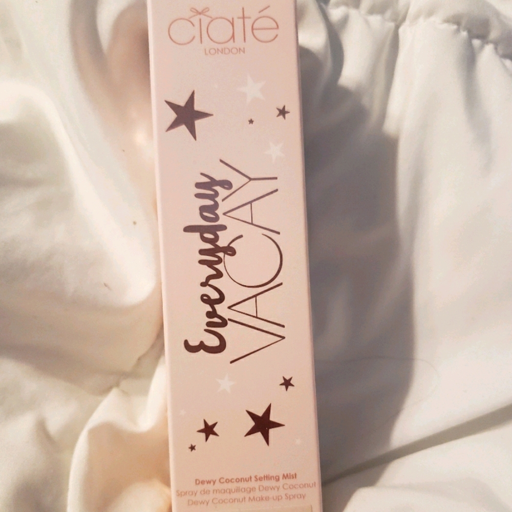 dewy coconut setting spray